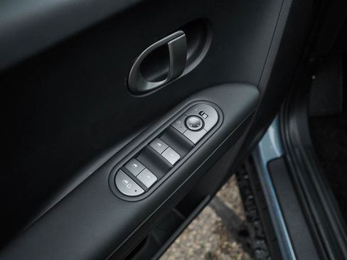 New 2026 Hyundai Ioniq 5 SEL image 18