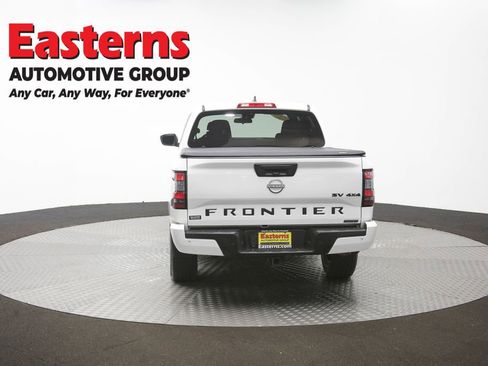 Used 2023 Nissan Frontier SV w/ Midnight Edition Package AWD/4WD image 33