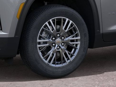 New 2026 Chevrolet Traverse LT w/ Driver Confidence Package FWD image 9