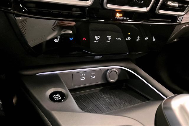 New 2026 Nissan Sentra SV w/ SV Convenience Package FWD image 26
