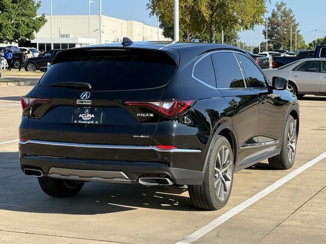 Used 2025 Acura MDX w/ Technology Package AWD/4WD image 4