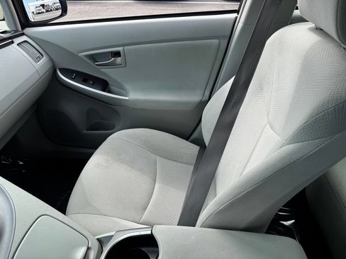 Used 2014 Toyota Prius Two FWD image 22