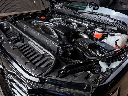 Used 2026 GMC Sierra 3500 Denali Ultimate image 40