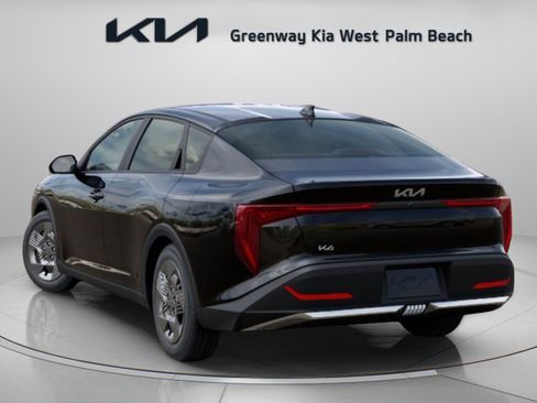 New 2026 Kia K4 FWD image 5