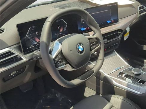 Used 2025 BMW 330i xDrive Sedan w/ Convenience Package AWD/4WD image 3