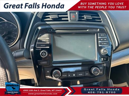 Used 2017 Nissan Maxima 3.5 SL FWD image 16