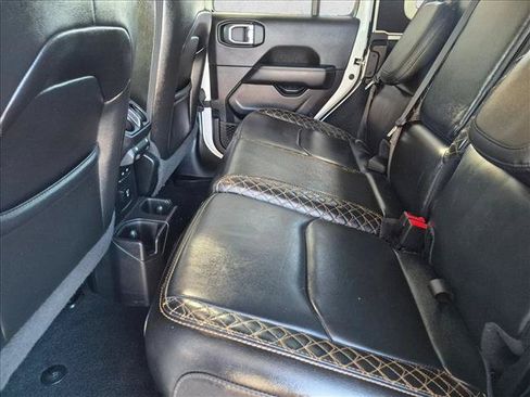 Used 2021 Jeep Wrangler Unlimited Sahara AWD/4WD image 17