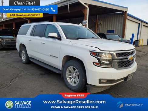 Used 2020 Chevrolet Suburban LT w/ Luxury Package image 5