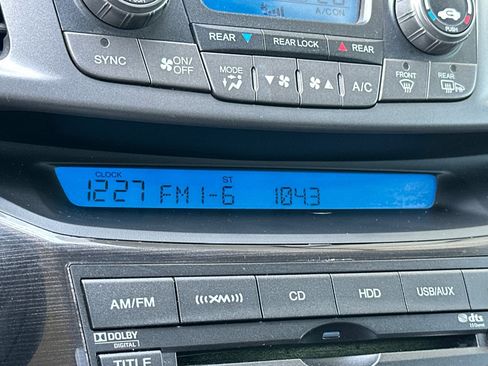 Used 2013 Honda Odyssey Touring image 19