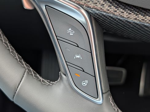 Used 2026 Cadillac XT5 Sportv w/ LPO, Onyx Lite Package AWD/4WD image 25