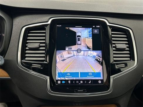 Certified 2024 Volvo XC90 T8 Plus image 17