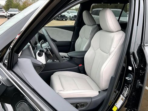 New 2026 Lexus TX 350 AWD image 9