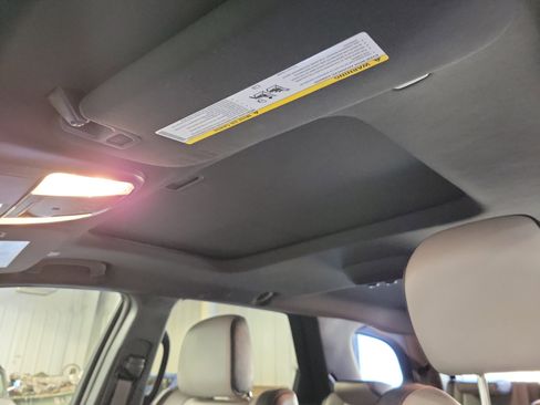 Used 2023 Dodge Durango GT image 17