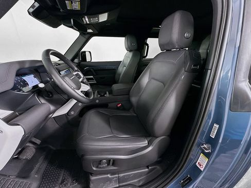 Used 2023 Land Rover Defender 90 SE AWD/4WD image 21