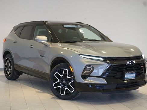 Certified 2023 Chevrolet Blazer RS w/ Enhanced Convenience Package image 3