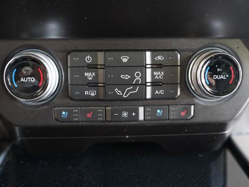Used 2020 Ford F250 Platinum AWD/4WD image 21