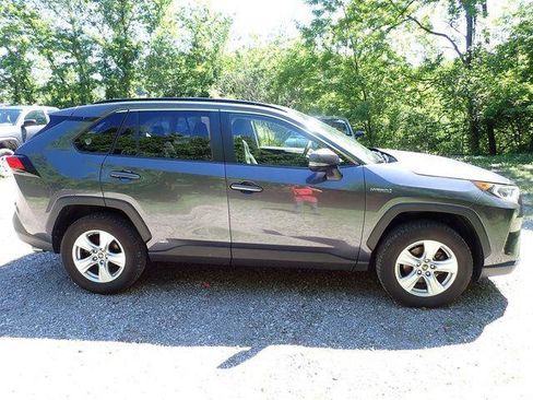 Certified 2019 Toyota RAV4 XLE w/ Convenience Package AWD/4WD image 2