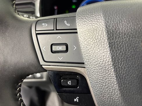 Certified 2025 Toyota Camry image 13