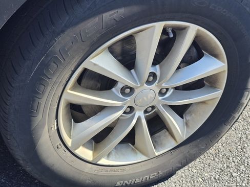 Used 2018 Kia Sorento AWD image 13