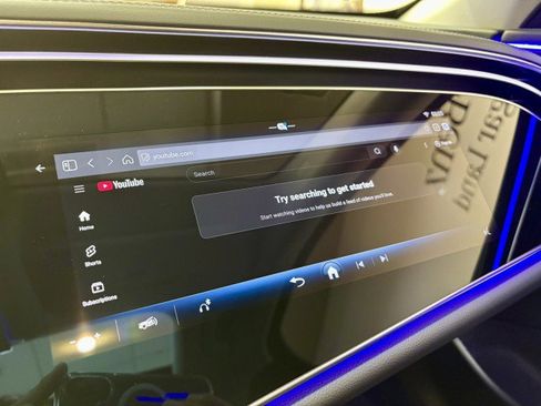 New 2025 Mercedes-Benz E 350 Sedan image 18