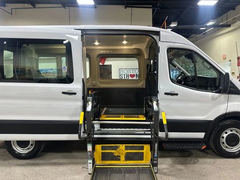 Used 2020 Ford Transit 150 Medium Roof image 44
