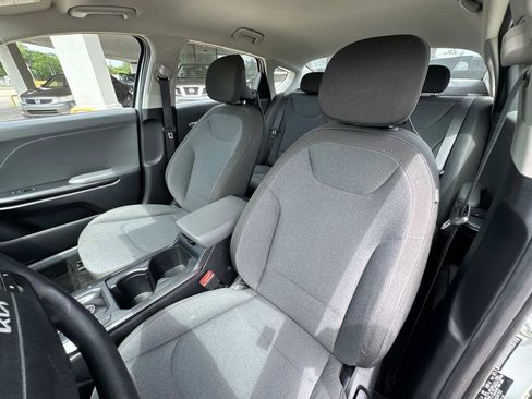 Used 2025 Kia K4 FWD image 49