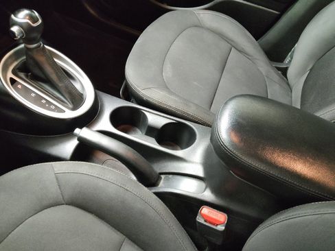 Used 2017 Kia Soul image 26