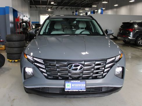 Used 2024 Hyundai Tucson SEL w/ Convenience Package AWD/4WD image 2
