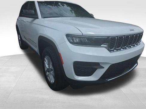 New 2026 Jeep Grand Cherokee Laredo AWD/4WD image 25