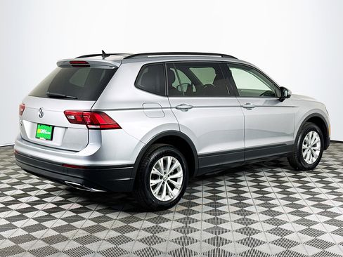 Used 2020 Volkswagen Tiguan S image 10