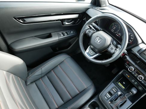 Used 2023 Honda CR-V Sport Touring image 9