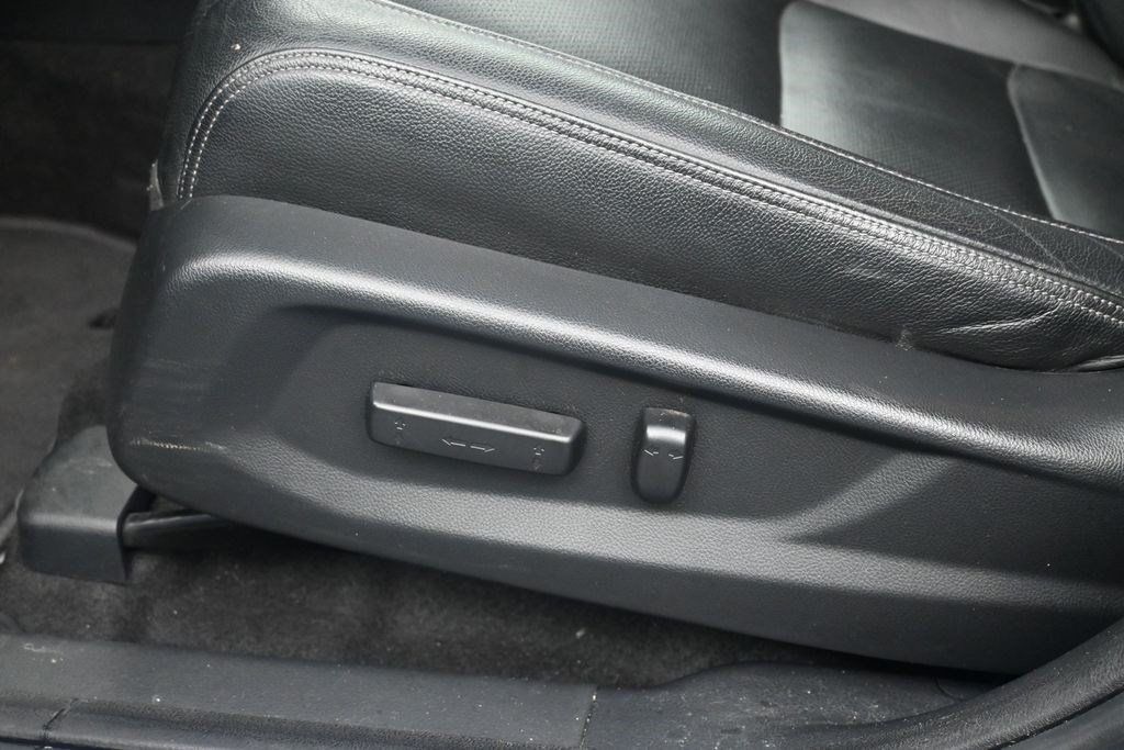 Used 2020 Honda HR-V Touring image 19