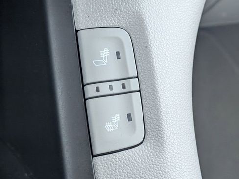 Used 2019 GMC Acadia SLT image 23