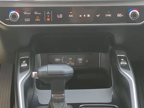 New 2026 Kia Sorento S w/ S Panoramic Sunroof Package image 17