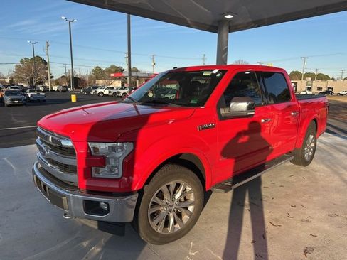 Used 2017 Ford F150 Lariat w/ Equipment Group 502A Luxury image 4