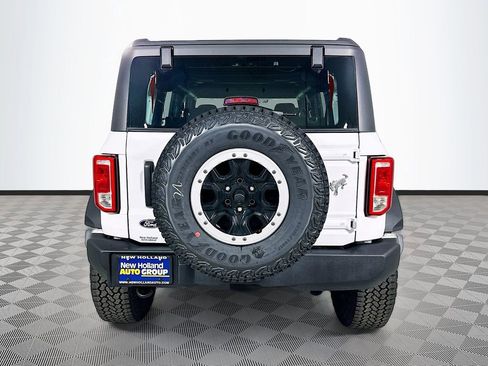 New 2026 Ford Bronco 4-Door w/ Sasquatch Package AWD/4WD image 9