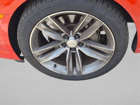 Used 2011 Chevrolet Camaro SS RWD image 12