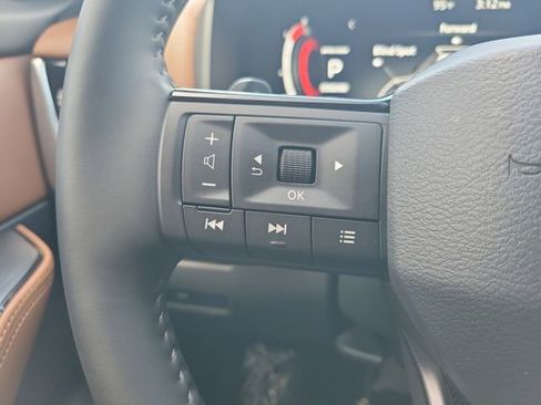 Used 2025 Nissan Rogue Platinum w/ Platinum Premium Package FWD image 19