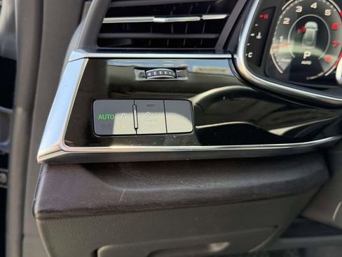 Used 2023 Audi Q8 Premium w/ Convenience Package AWD/4WD image 20