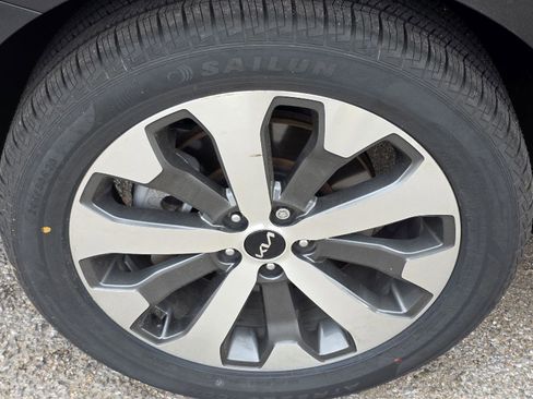 Used 2022 Kia Telluride S AWD/4WD image 49