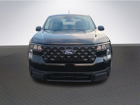 New 2025 Ford Maverick XL image 3