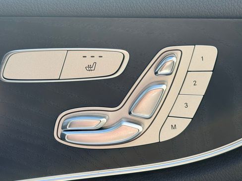 Used 2022 Mercedes-Benz E 450 Coupe image 36