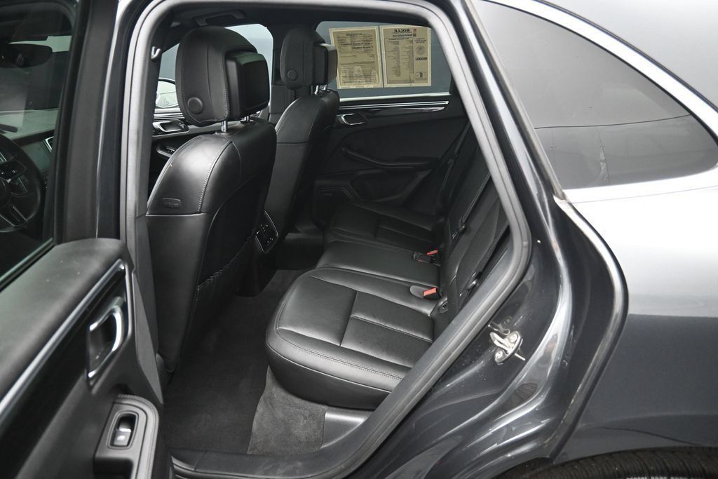 Used 2017 Porsche Macan S w/ Premium Package Plus AWD/4WD image 35
