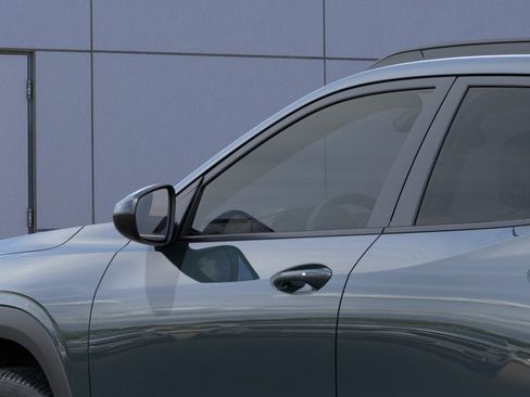 New 2026 Chevrolet Trax LT w/ LT Convenience Package FWD image 43