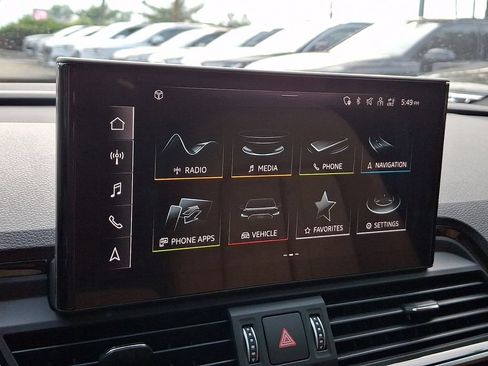 Certified 2023 Audi Q5 Premium Plus w/ Premium Plus Package AWD/4WD image 7