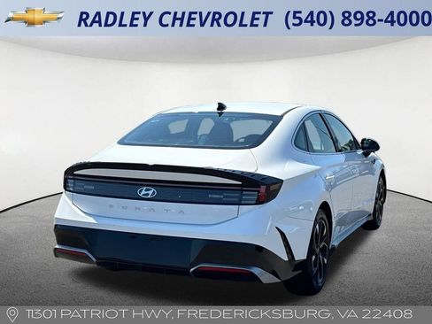 Used 2025 Hyundai Sonata SEL FWD image 19