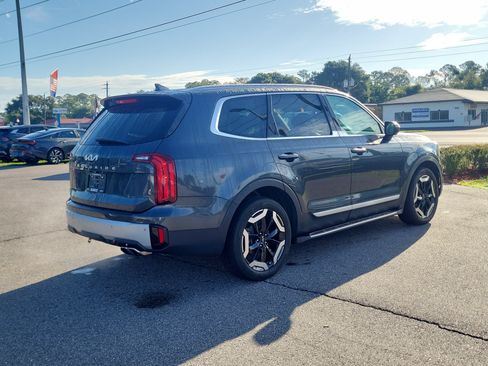 Certified 2023 Kia Telluride S w/ S Sunroof Package FWD image 6
