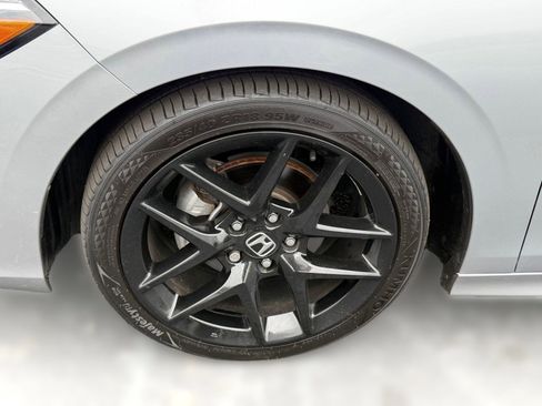 Used 2023 Honda Civic Sport image 8