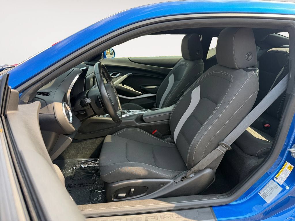 Used 2018 Chevrolet Camaro LT w/ RS Package RWD image 6