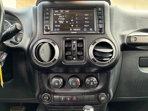 Used 2016 Jeep Wrangler Unlimited Sport w/ Quick Order Package 24S image 19